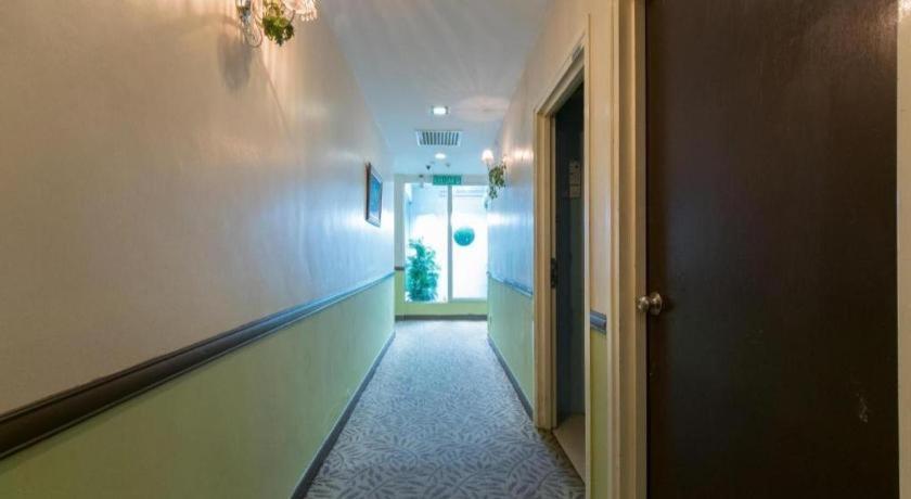 קואלה לומפור Oyo 126 Rae Hotel מראה חיצוני תמונה