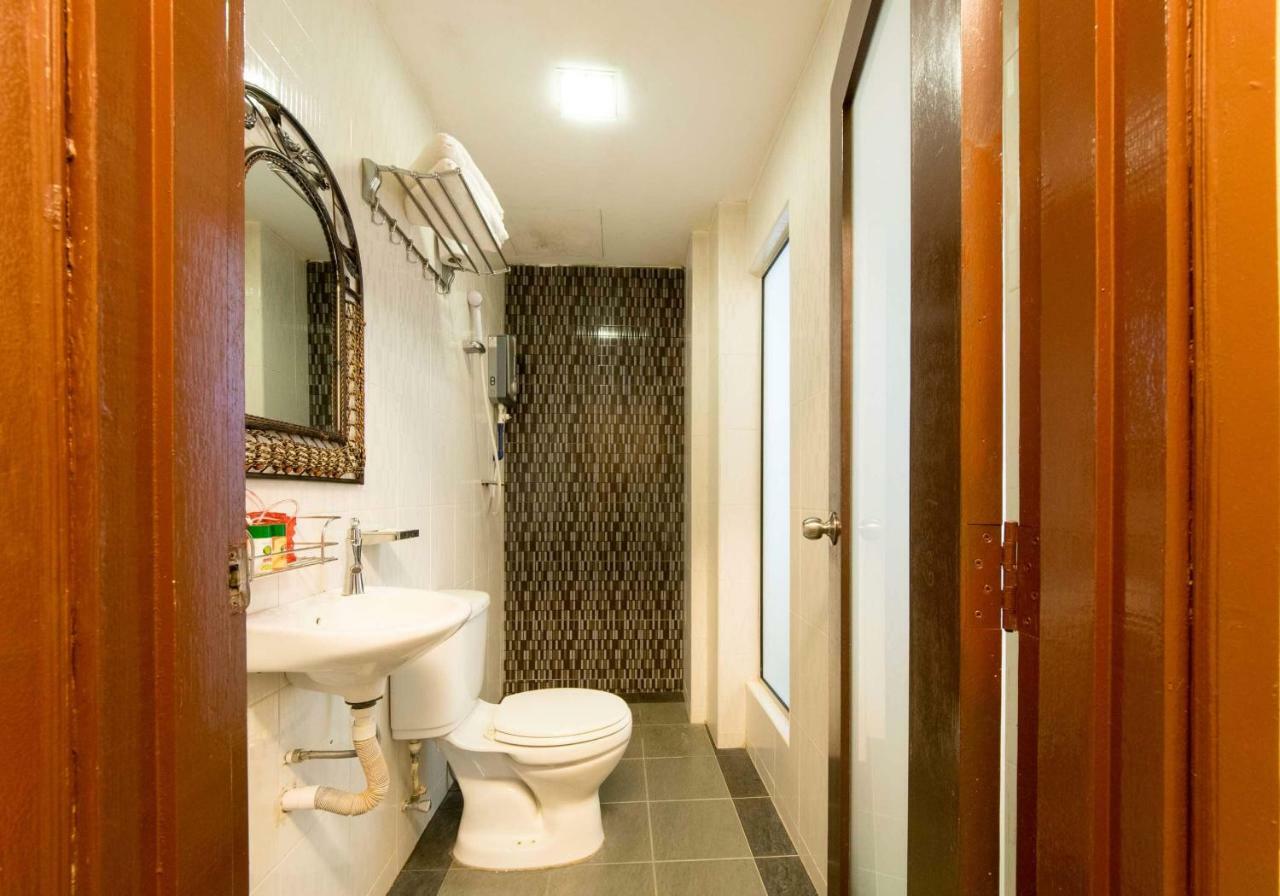 קואלה לומפור Oyo 126 Rae Hotel מראה חיצוני תמונה
